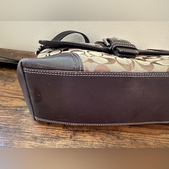 COACH Signature Shoulder Bag Hampton F12641 Purse Medium Size - Picture 10 of 16